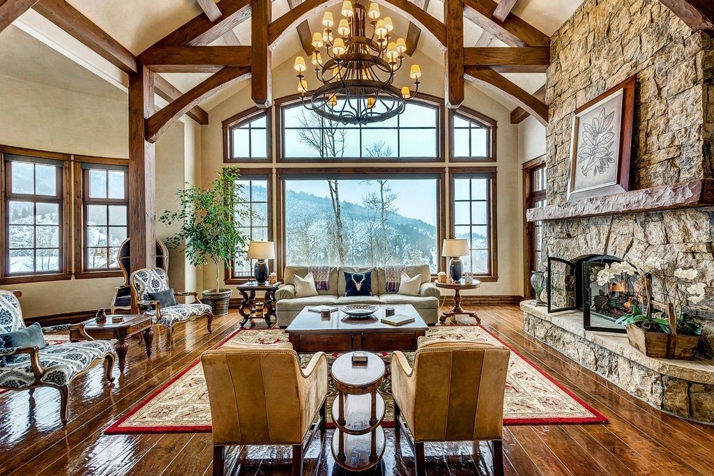 The lounge with a fireplace
